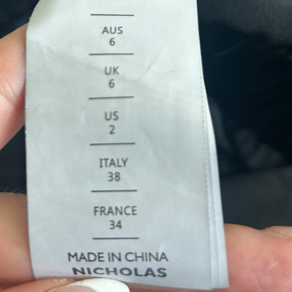 Revolve NICHOLAS Black Long Sleeve Jumpsuit 100% Silk Size 2 - Picture 7 of 7